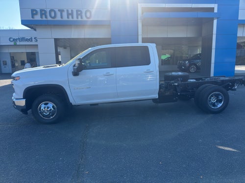 2026 Chevrolet Silverado 3500 HD Chassis Cab LT