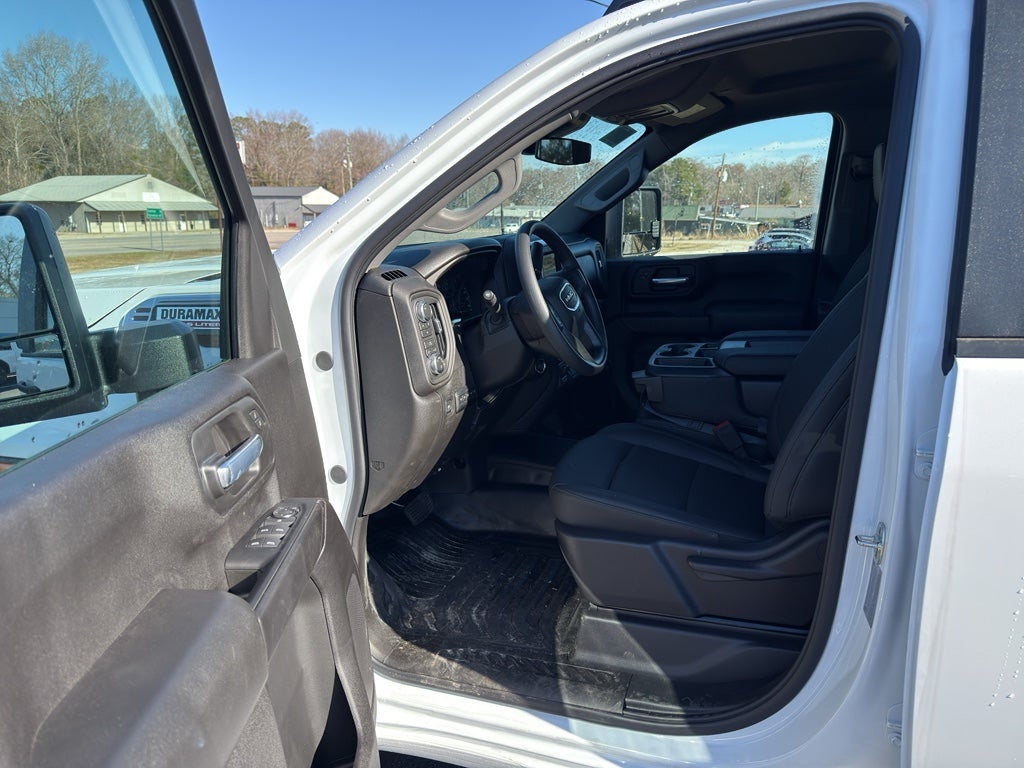 2026 GMC Sierra 3500 HD Chassis Cab Pro