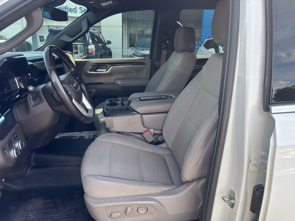 2024 GMC Sierra 1500 SLE