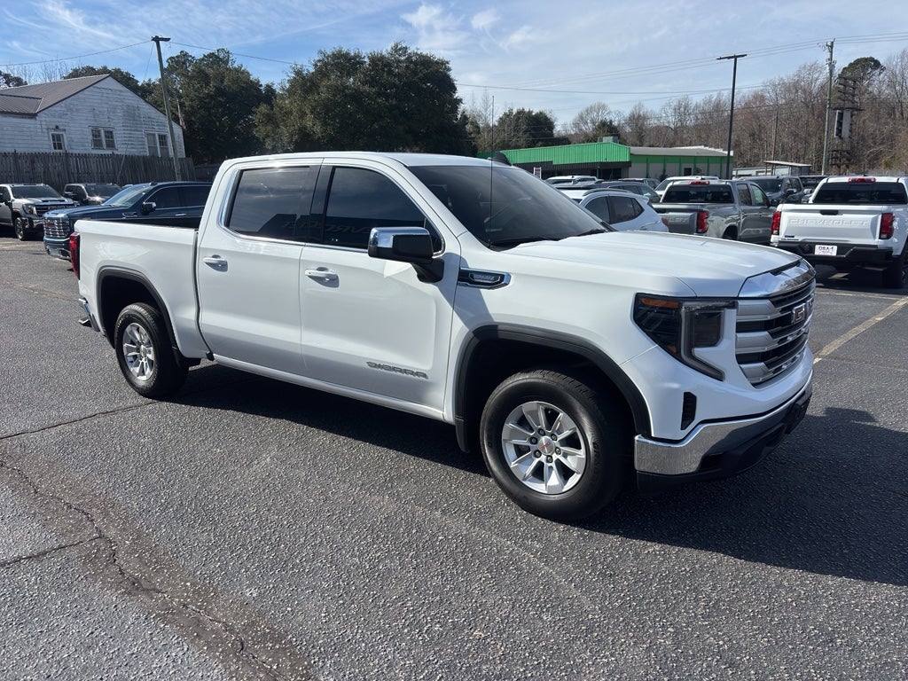 2024 GMC Sierra 1500 SLE