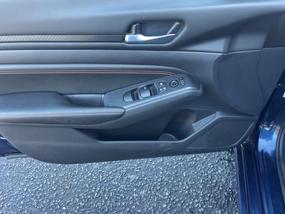 2022 Nissan Altima SR Intelligent AWD