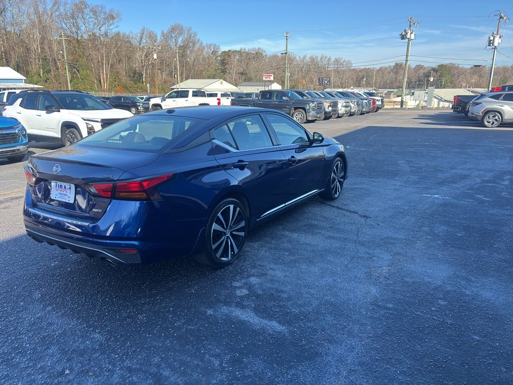 2022 Nissan Altima SR Intelligent AWD