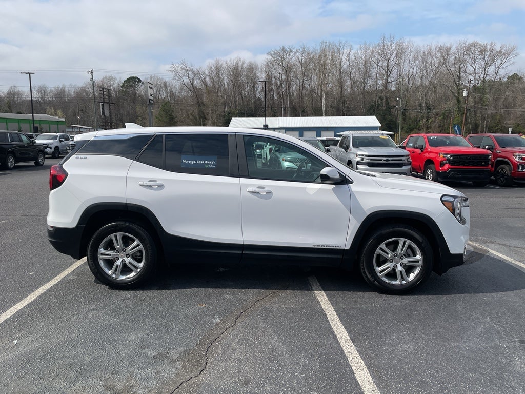 2024 GMC Terrain SLE