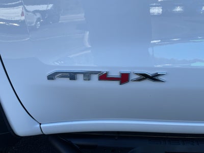 2024 GMC Sierra 1500 AT4X