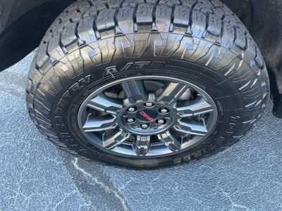 2024 GMC Sierra 1500 AT4X