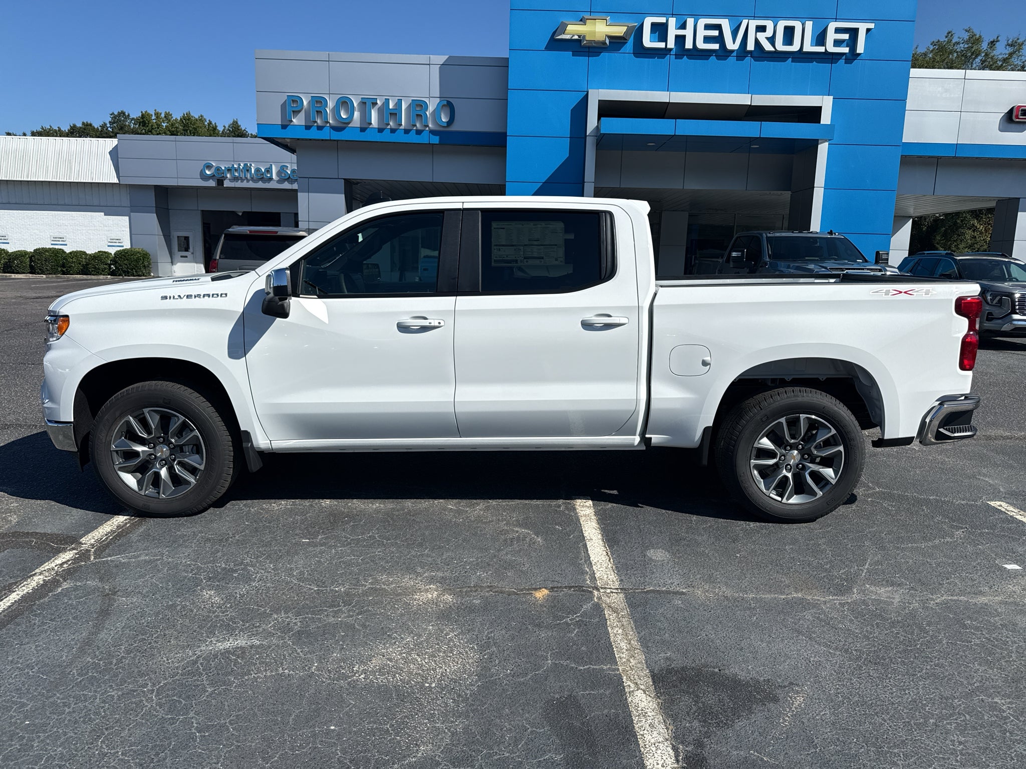 2026 Chevrolet Silverado 1500 LT