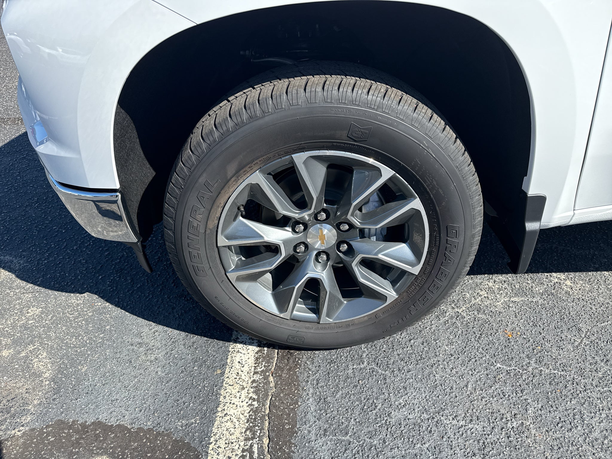 2026 Chevrolet Silverado 1500 LT