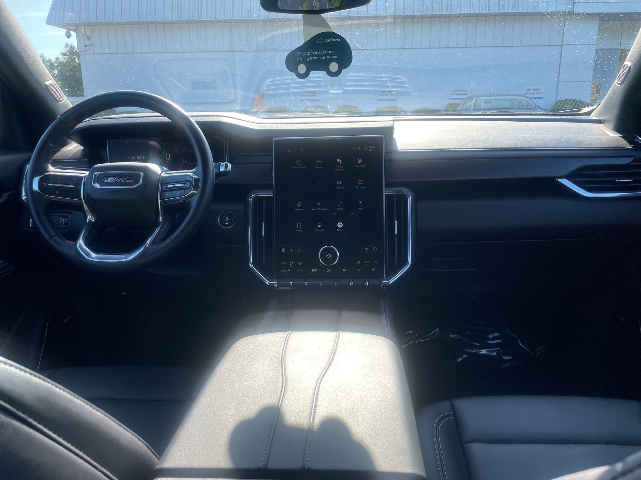 2024 GMC Acadia Elevation