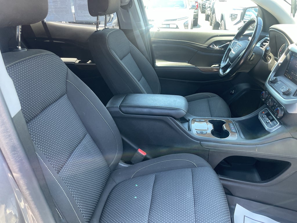 2020 GMC Acadia SLE