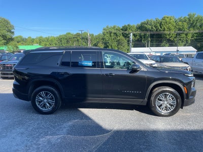 2025 Chevrolet Traverse LT