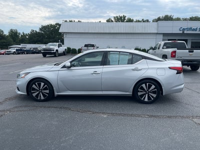2021 Nissan Altima SL FWD