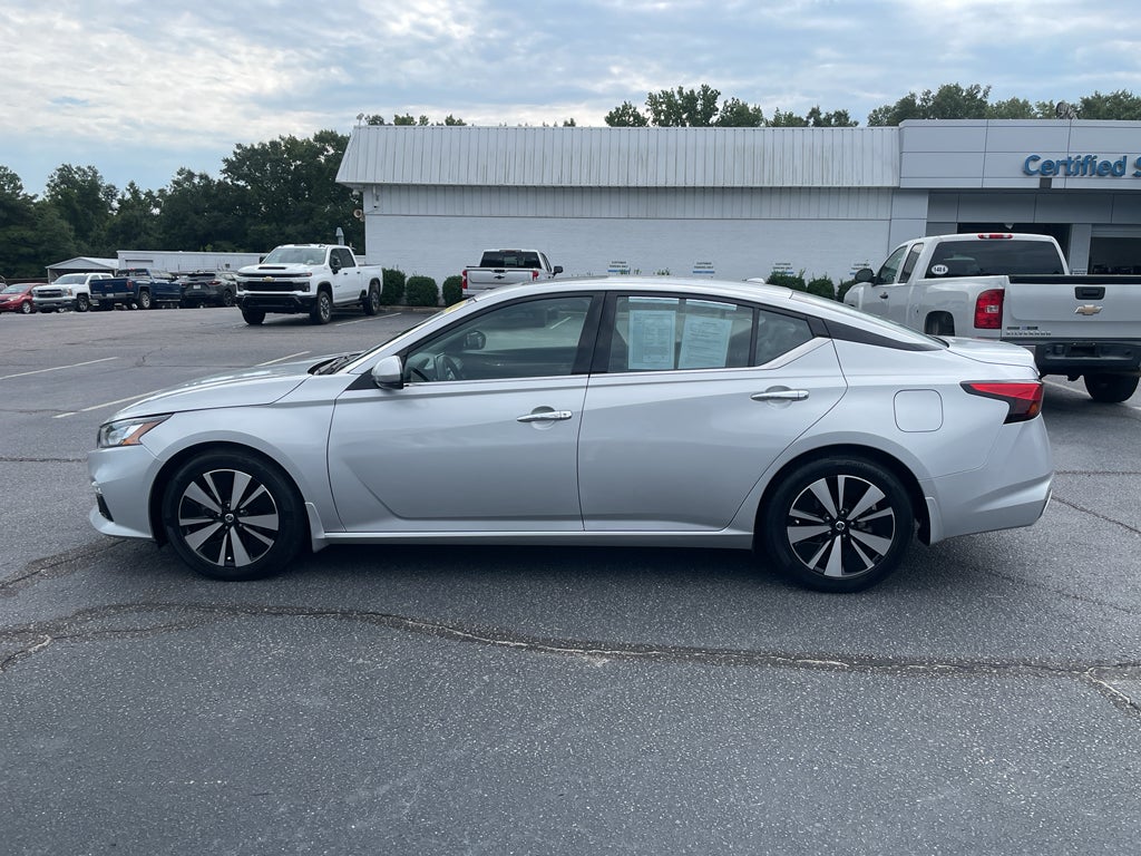 2021 Nissan Altima SL FWD